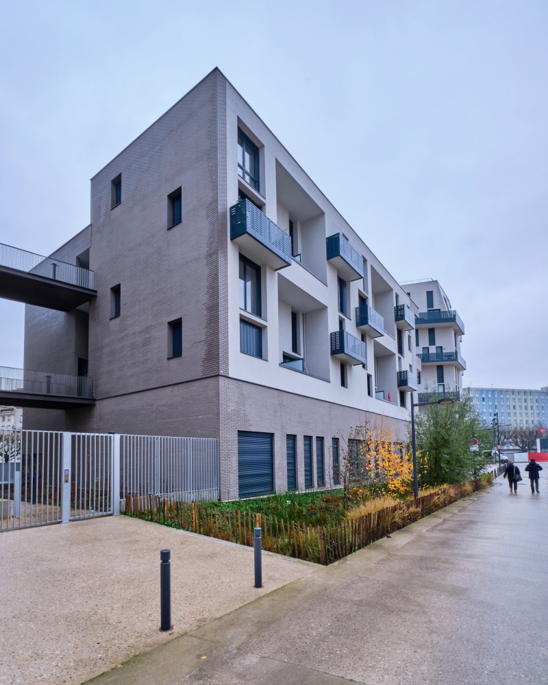 65套公寓+托儿所