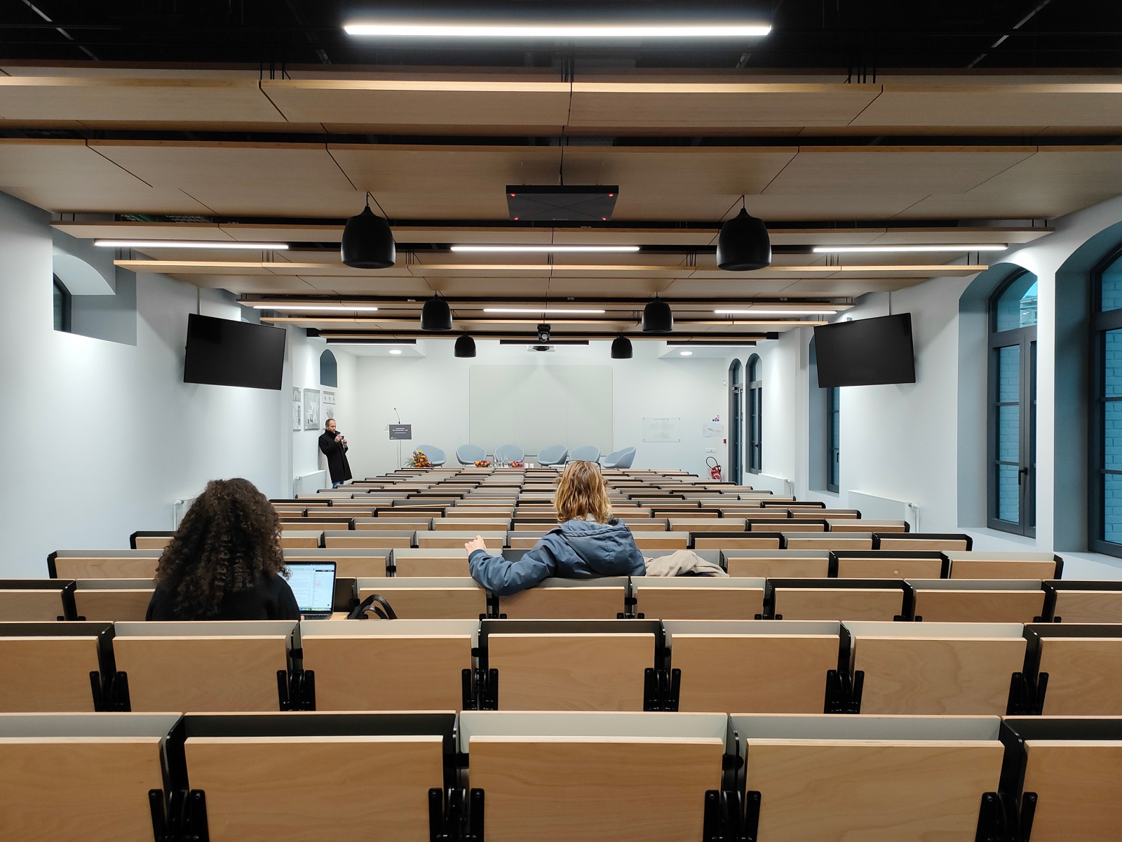 Création d'un IEP en réhabilitation de 2 bâtiments de la caserne Damesme